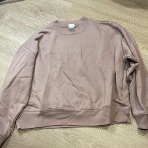 Taupe/neutral cropped sweatshirt crewneck